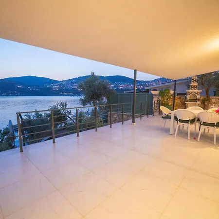 Blue Coast I & Ii Wbeach And Great Sea View - Kalkan Appartement *